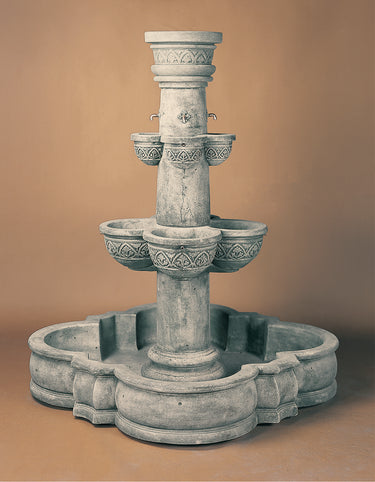 Plaza Minerva Outdoor Garden Fountain with Quatrefoil Basin Spout ā 66